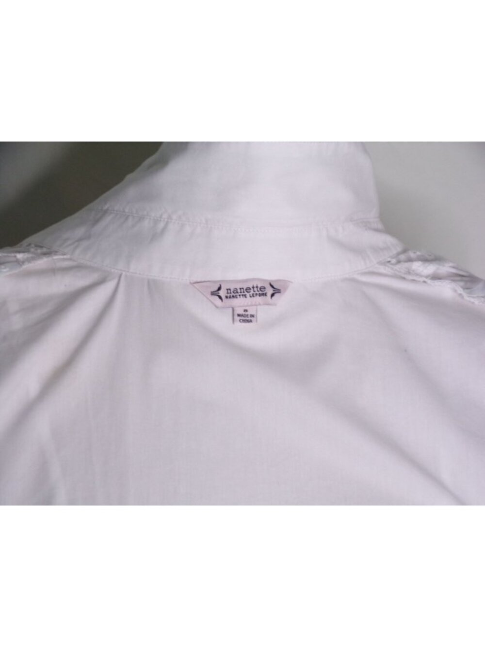 🆕NANETTE LEPORE Belted Eyelet Flare Shirt Dress White 8 - Picture 9 of 9